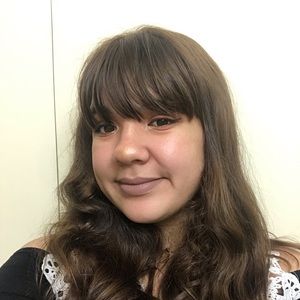 Meet your Posher, Darcia